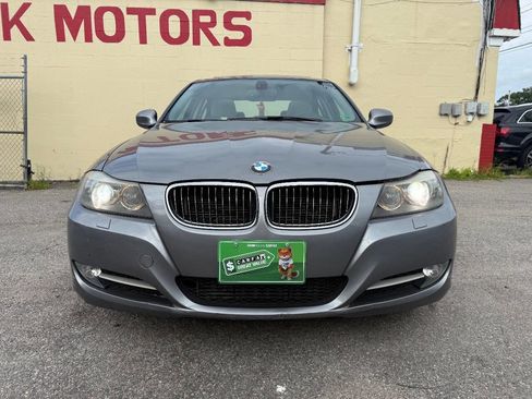 Used 2011 BMW 335i xDrive Sedan image 2