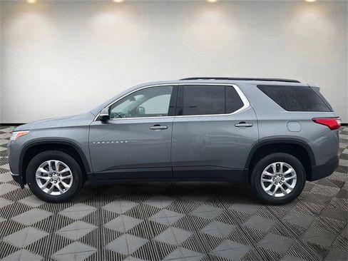 Used 2020 Chevrolet Traverse LT image 8