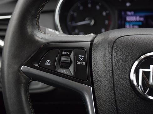 Used 2022 Buick Encore Preferred w/ Safety Package image 22