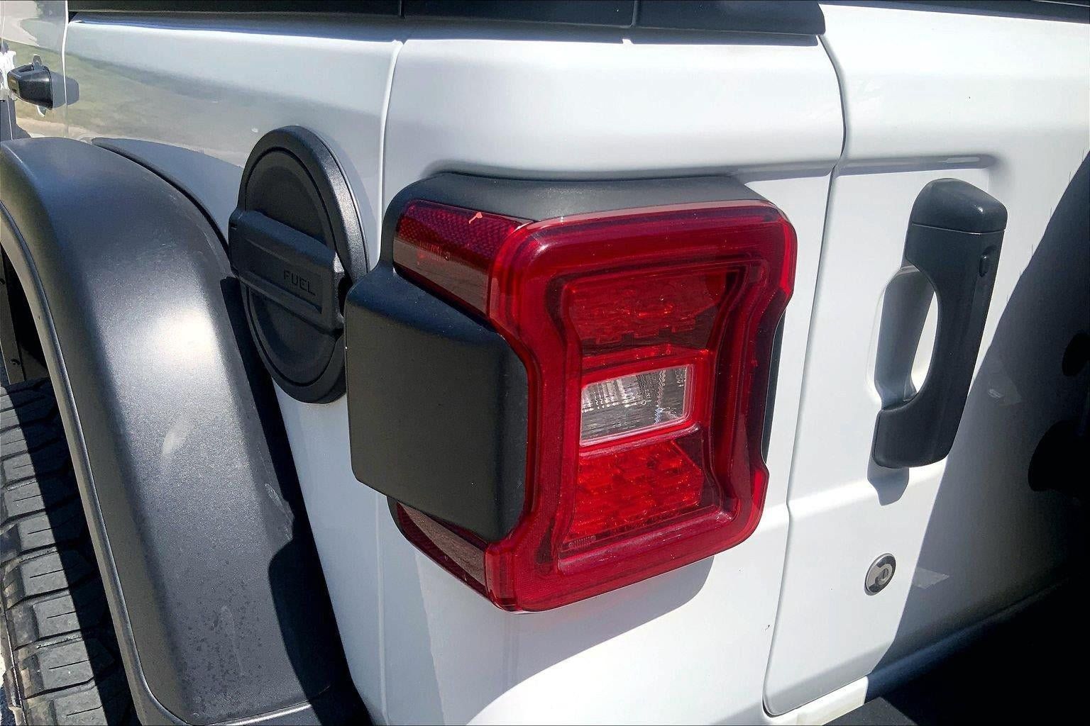 Used 2020 Jeep Wrangler Unlimited Rubicon w/ Quick Order Package 28Y Recon AWD/4WD image 28