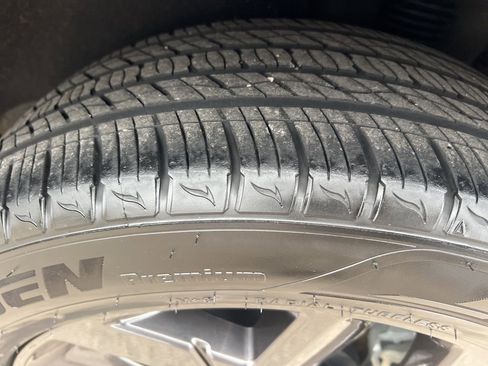 Certified 2022 Kia Sportage LX w/ LX FWD Value Edition Package image 42