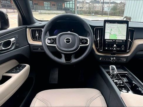 New 2026 Volvo XC60 B5 Core image 23