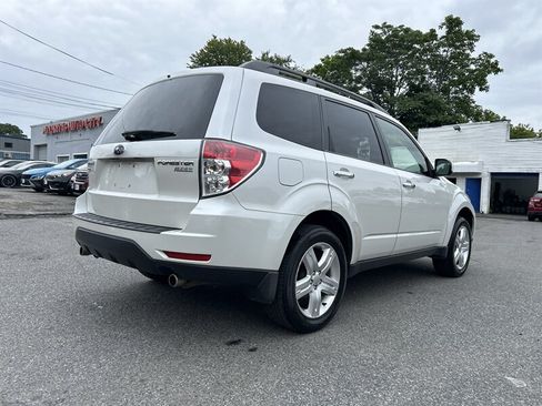 Used 2010 Subaru Forester 2.5X Limited AWD/4WD image 4