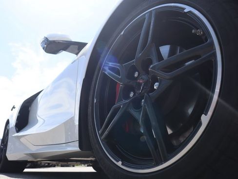 Used 2022 Chevrolet Corvette Stingray Coupe RWD image 13