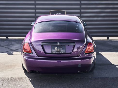 Used 2020 Rolls-Royce Wraith RWD image 16
