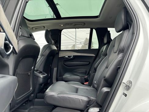 Certified 2024 Volvo XC90 B6 Ultimate w/ Protection Package Premier image 16