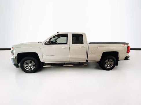 Used 2018 Chevrolet Silverado 1500 LT w/ All Star Edition AWD/4WD image 9