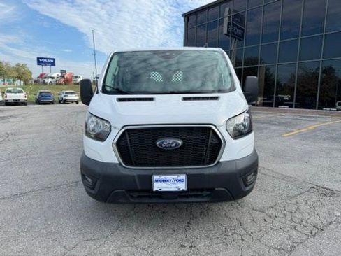 Used 2023 Ford Transit 250 XL image 7