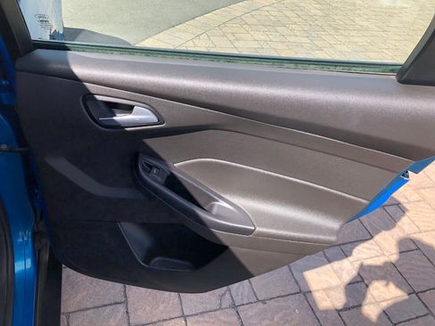 Used 2016 Ford Focus SE image 25