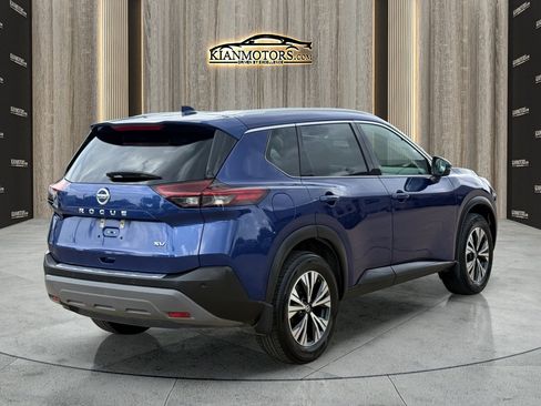Used 2021 Nissan Rogue SV w/ Premium Package FWD image 7