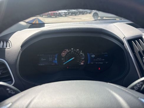 Used 2024 Ford Edge SEL w/ Convenience Package image 13