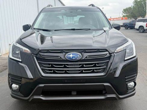 Used 2023 Subaru Forester Premium image 18