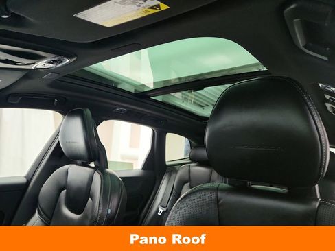 Used 2018 Volvo XC60 T6 Inscription w/ Luxury Seat Package AWD/4WD image 12