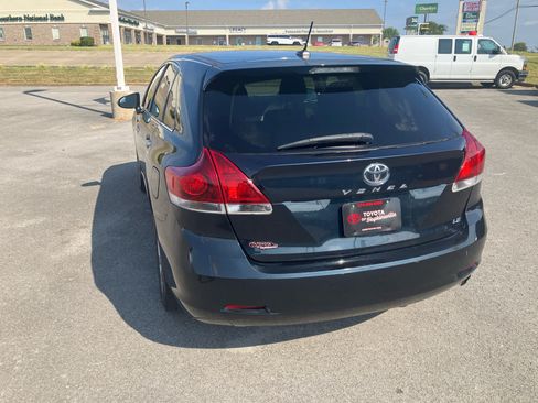 Used 2015 Toyota Venza LE FWD image 6