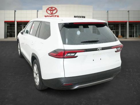 New 2026 Toyota Grand Highlander Limited image 16