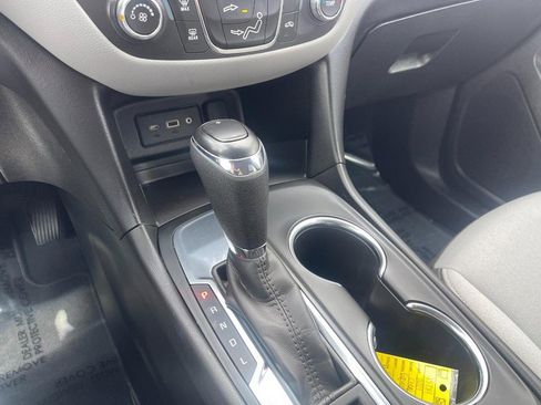 Used 2021 Chevrolet Equinox LS w/ LPO, Cargo Package image 29