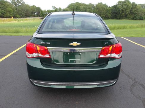 Used 2015 Chevrolet Cruze LTZ w/ Sun, Sound and Sport Package FWD image 4