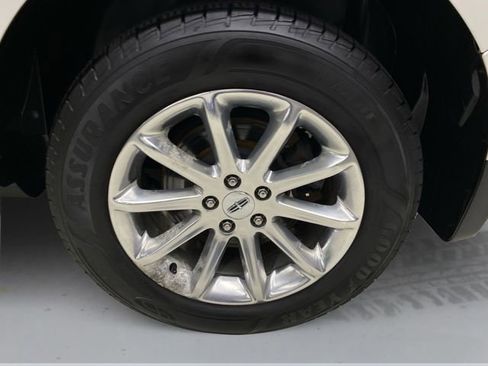 Used 2014 Lincoln MKX AWD w/ Equipment Group 101A image 18