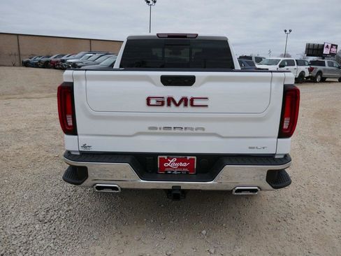 New 2026 GMC Sierra 1500 SLT image 5