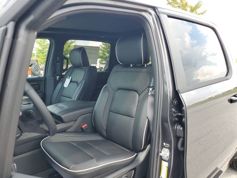 New 2026 RAM 1500 Limited image 18