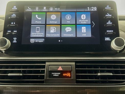 Used 2018 Honda Accord Sport image 17