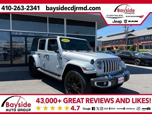 Used 2023 Jeep Wrangler Unlimited Sahara w/ Cold Weather Group AWD/4WD image 1
