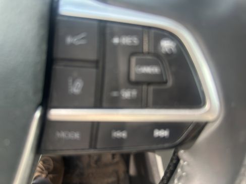 Used 2023 Toyota Highlander LE image 13