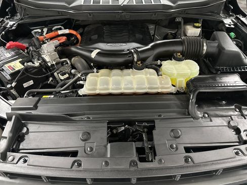 Used 2021 Ford F150 Lariat w/ Equipment Group 502A High image 37