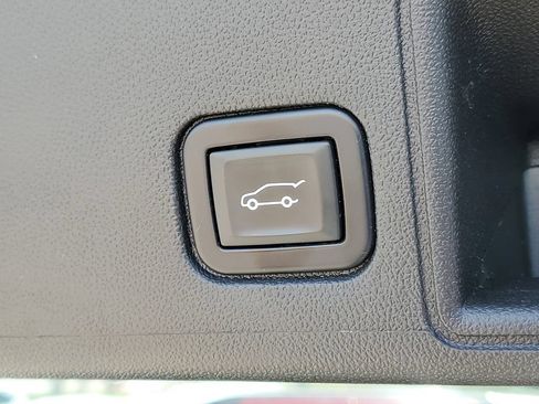 Used 2021 GMC Terrain SLE w/ Driver Convenience Package AWD/4WD image 10