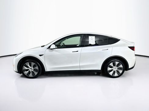 Used 2022 Tesla Model Y Long Range AWD/4WD image 4