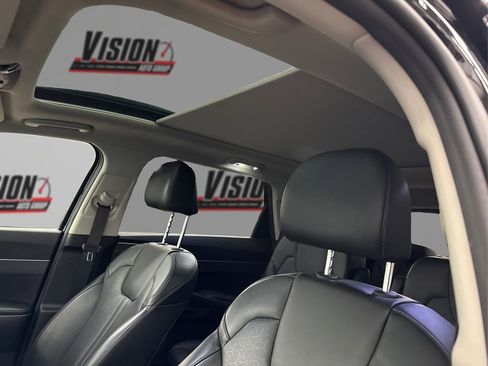Used 2021 Kia Sorento EX w/ EX AWD X-Line Package image 21