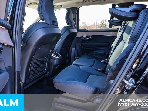 Used 2025 Volvo XC90 B6 Plus image 21