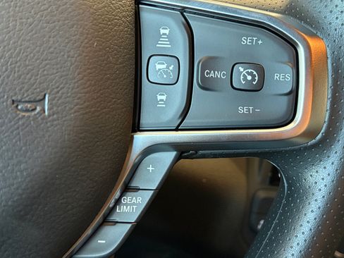 New 2026 RAM 1500 Express AWD/4WD image 18