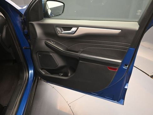 Used 2022 Ford Escape SEL w/ Technology Package image 34