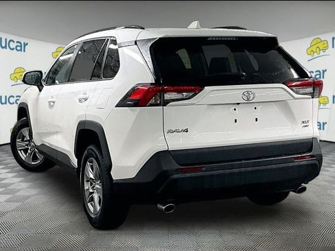 Certified 2025 Toyota RAV4 XLE AWD/4WD image 4