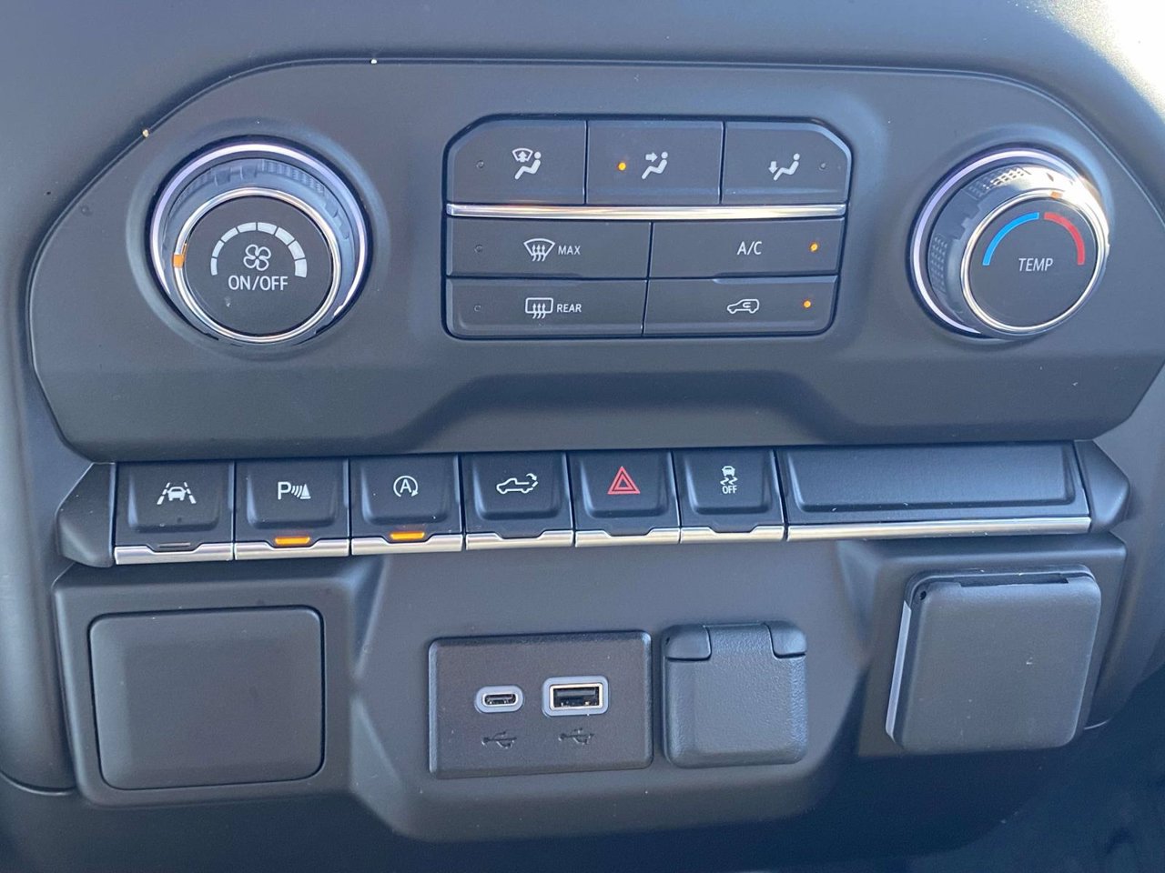 Used 2026 Chevrolet Silverado 1500 W/T w/ WT Safety Package AWD/4WD image 37