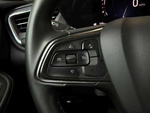Used 2025 Buick Encore GX Preferred FWD image 31