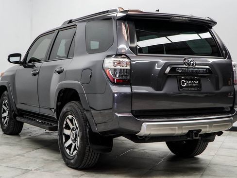 Used 2021 Toyota 4Runner TRD Off-Road Premium image 11