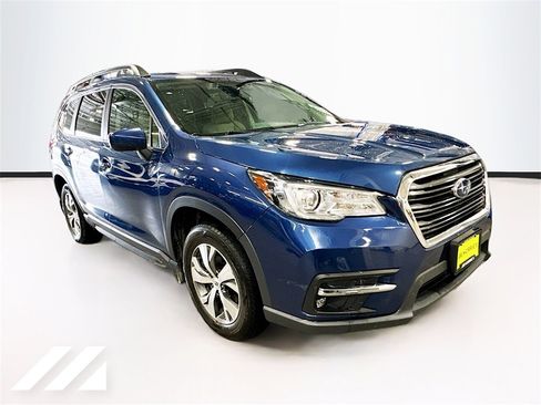 Certified 2022 Subaru Ascent Premium w/ Convenience Package image 3