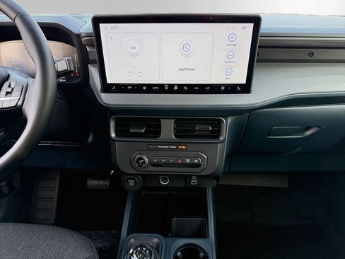 New 2026 Ford Maverick XLT w/ XLT Luxury Package image 11