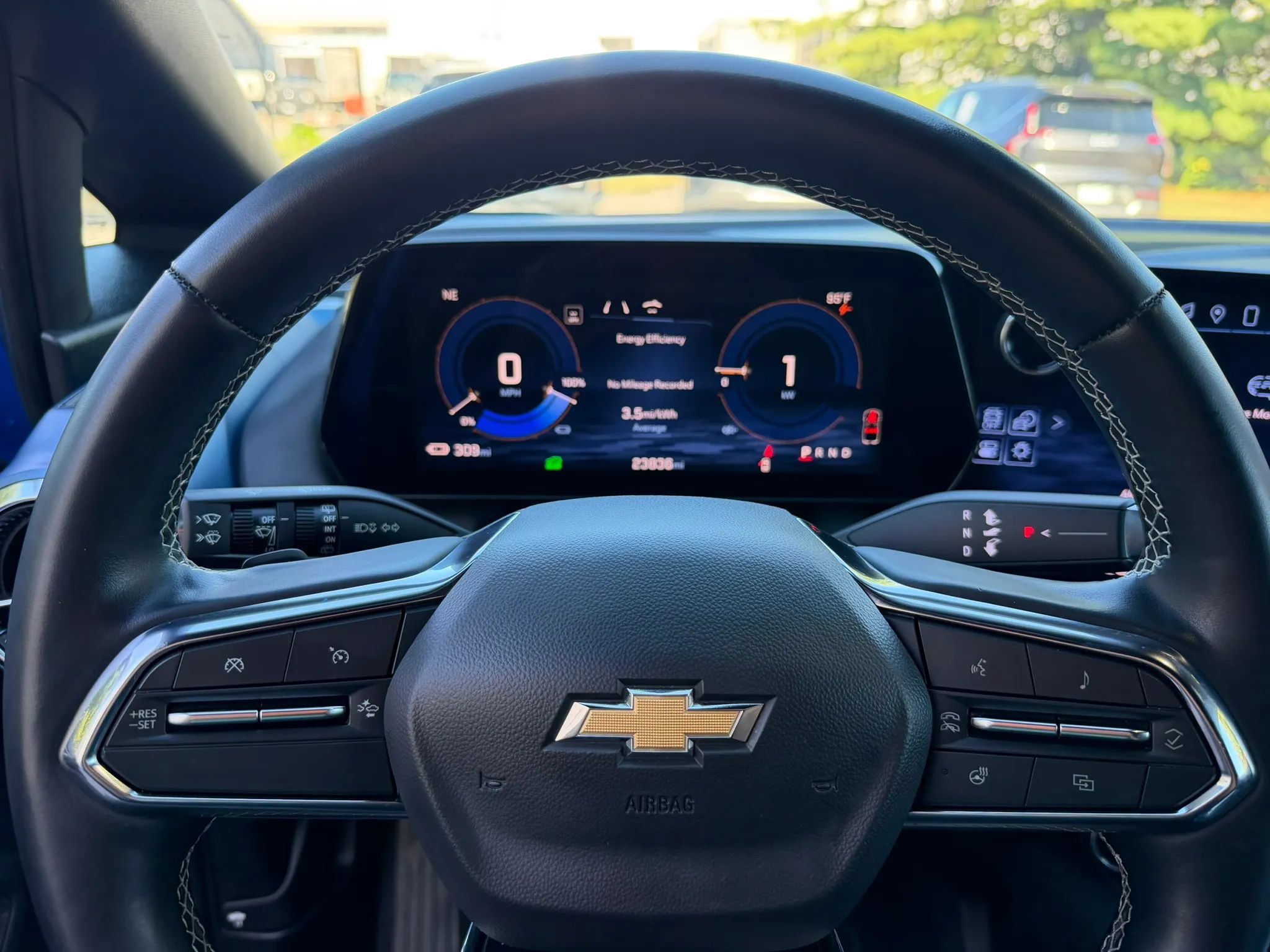Used 2024 Chevrolet Equinox EV LT FWD image 22