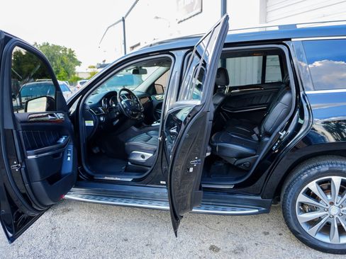 Used 2013 Mercedes-Benz GL 450 4MATIC image 13