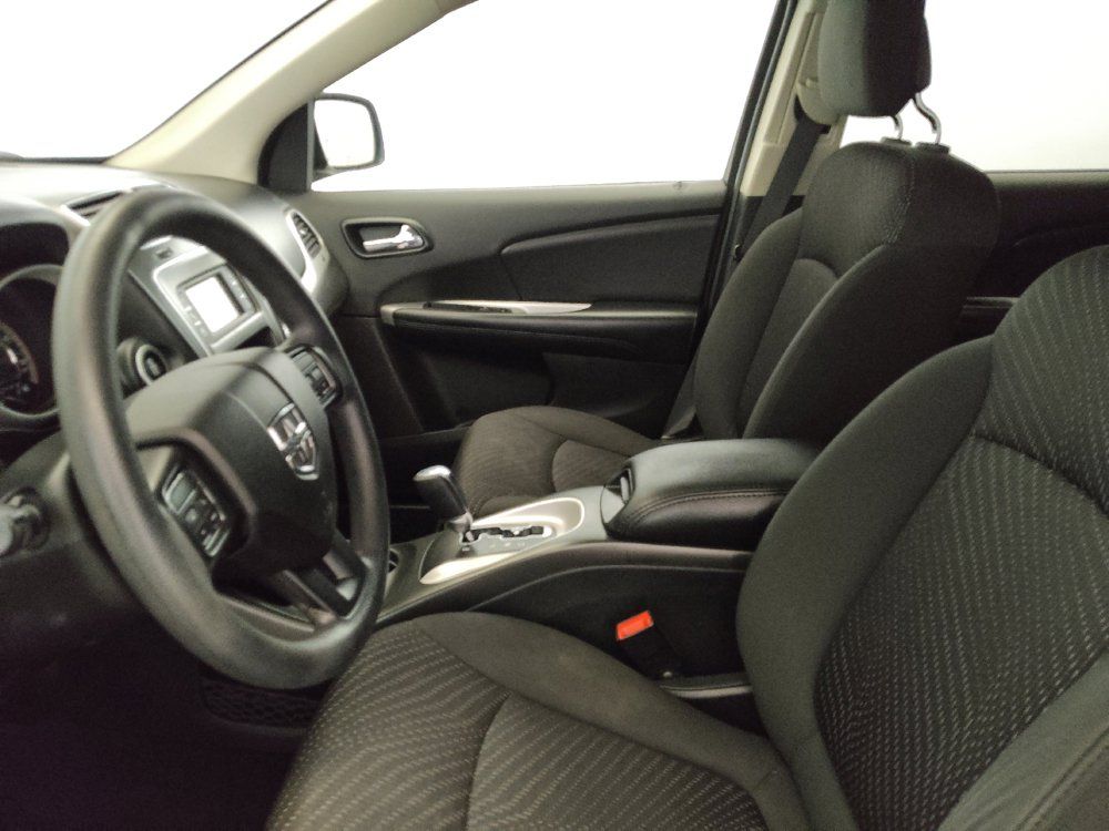 Used 2018 Dodge Journey SE FWD image 17