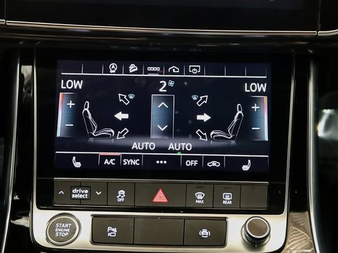 Used 2025 Audi Q7 2.0T Premium Plus AWD/4WD image 12