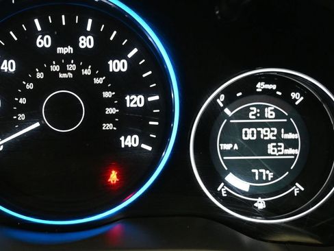 Certified 2022 Honda HR-V Sport image 16