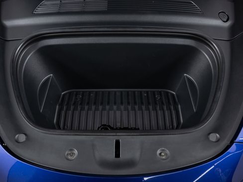 Used 2021 Tesla Model Y Long Range image 41