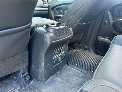Used 2022 Nissan Titan PRO-4X AWD/4WD image 14