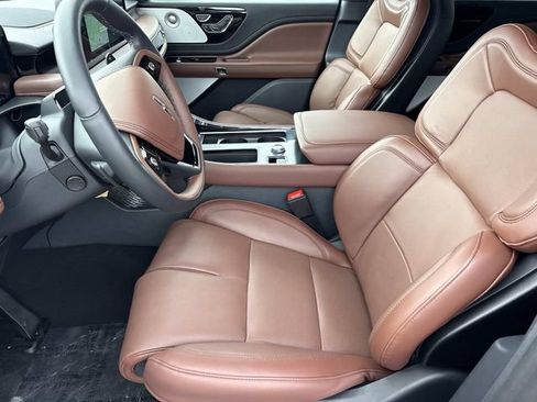 New 2026 Lincoln Aviator Reserve AWD/4WD image 24