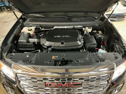 Certified 2022 GMC Canyon Denali image 10