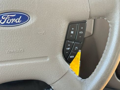 Used 2005 Ford Explorer Eddie Bauer AWD/4WD image 34